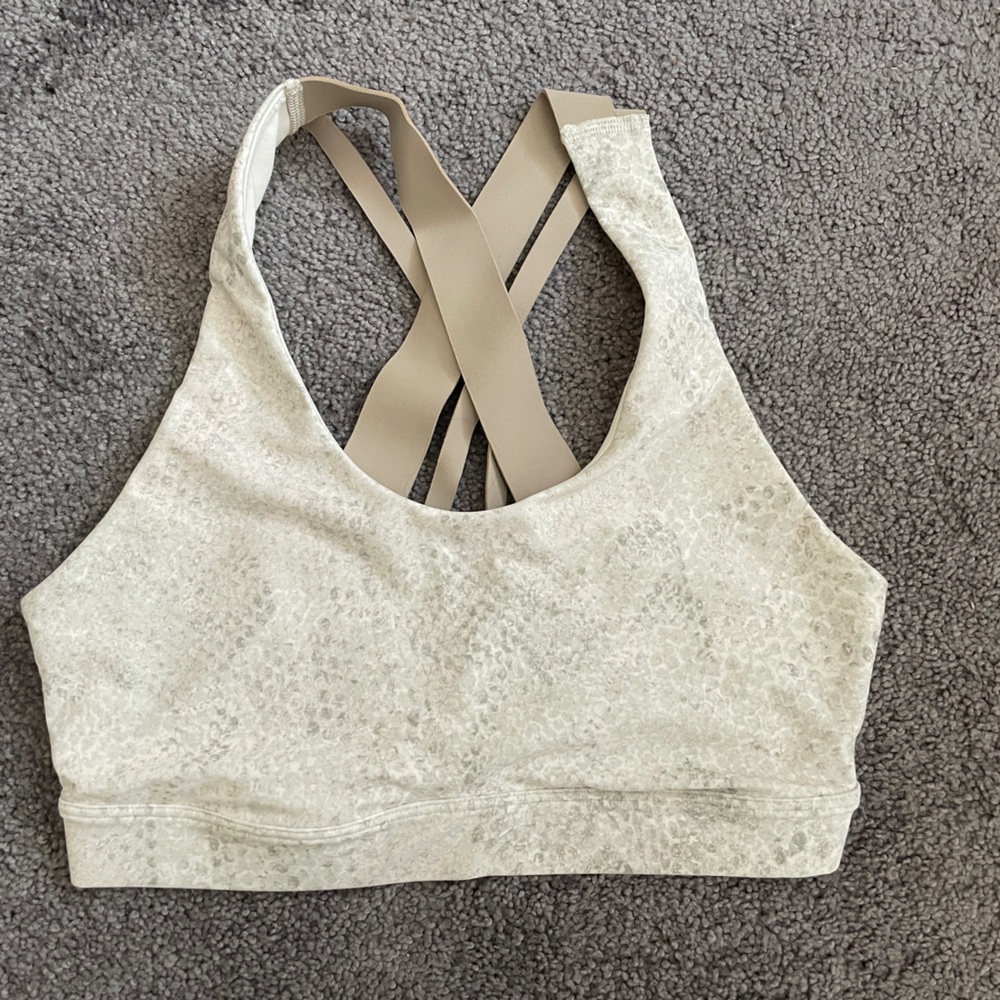 Old Navy Active Powersoft Sports Bra in White